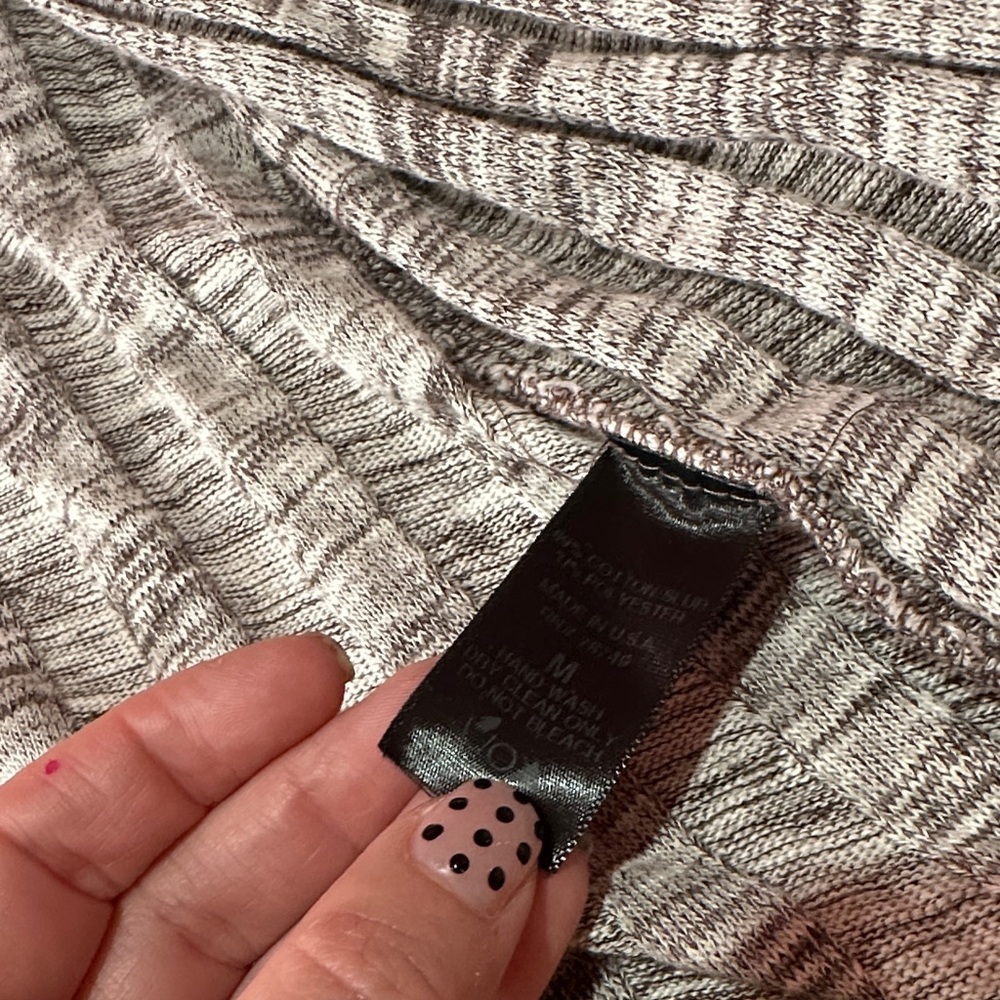 Wet Seal Gray Women's Sweater - Picture 5 of 7